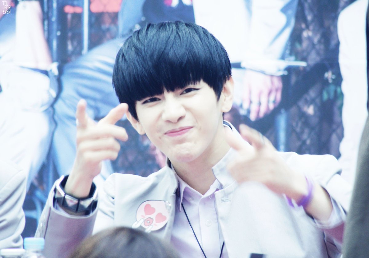 24kever's tweet photo. 생일 축하해요🎂 #HAPPYSungODAY  @24K_SungO https://t.co/uSHIQtGKZA
