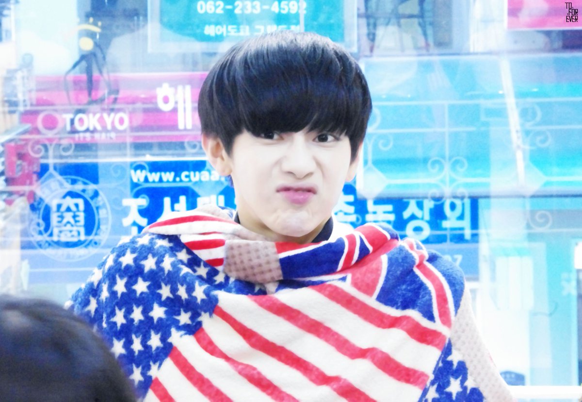 24kever's tweet photo. 생일 축하해요🎂 #HAPPYSungODAY  @24K_SungO https://t.co/uSHIQtGKZA