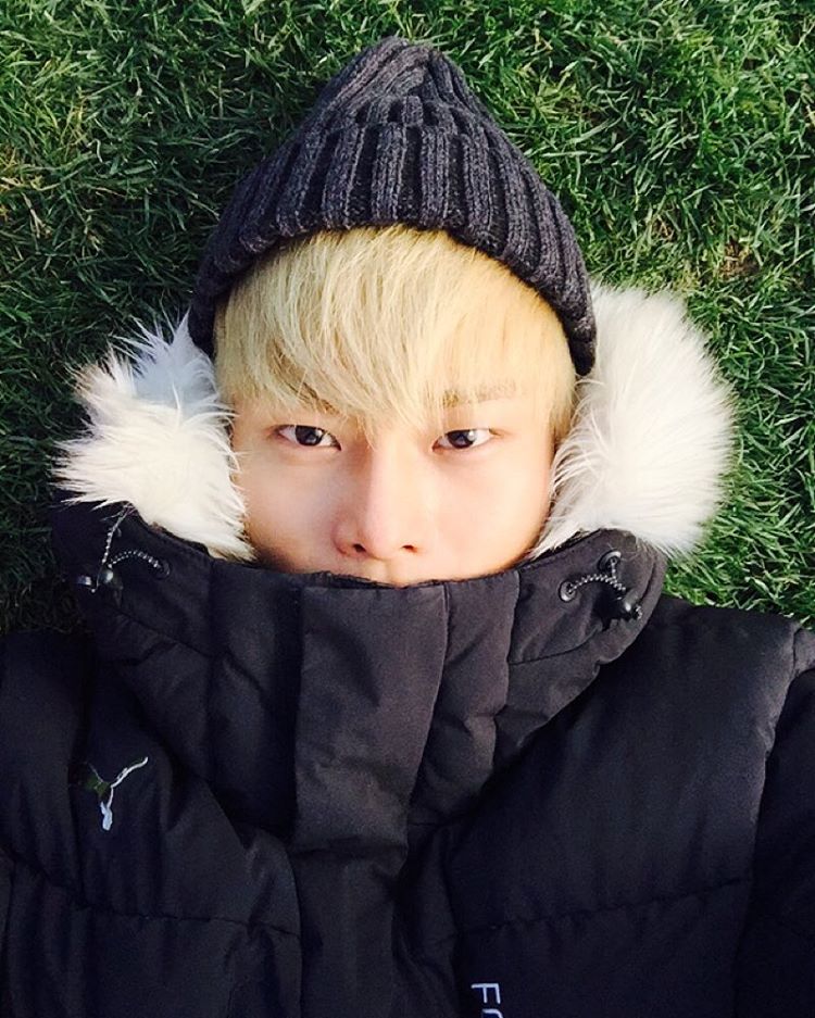 CYM938YUQAIRh7A.jpg:large