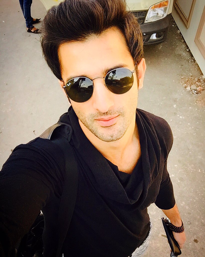 SyedNeda's tweet photo. @TheSidhantGupta :-) https://t.co/eE3vW4SnNH