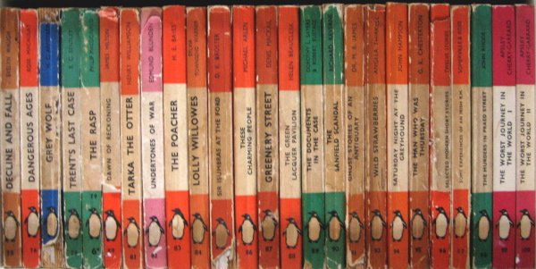 eyemagazine's tweet photo. The first 100 Penguin books, https://t.co/uZtmJ4iYNK The Gentle Author’s paperback collection, unpacked #SetinGill https://t.co/OudqgHsOuS