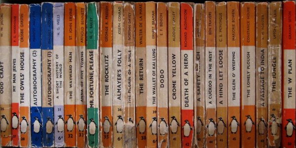 eyemagazine's tweet photo. The first 100 Penguin books, https://t.co/uZtmJ4iYNK The Gentle Author’s paperback collection, unpacked #SetinGill https://t.co/OudqgHsOuS