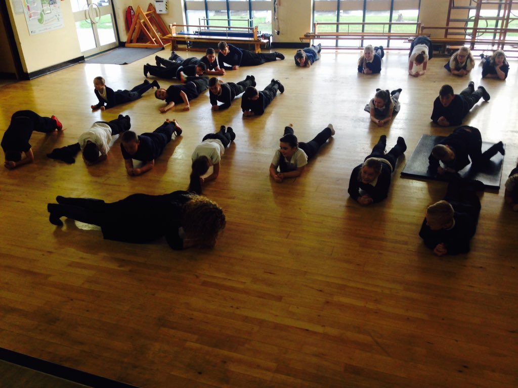 's tweet image. @GMB we have been busy with the #PlankOff this morning! Can't beat @benshephard though! 💪🏻