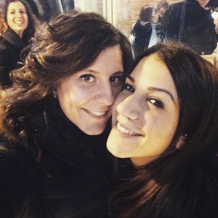 DesoriHorse's tweet photo. #MicolRustignoli, our #brandambassador, wearing her #beautiful #smile! #lovely! https://t.co/AQlHHxipmQ
