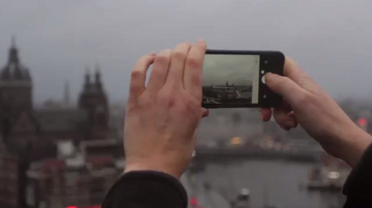 AT5's tweet photo. De A'damse @panyrek heeft 187.000 volgers op Instagram: 'Vooral mist-foto's doen het goed' https://t.co/XIxw2aG78k https://t.co/OLPsRieWVd