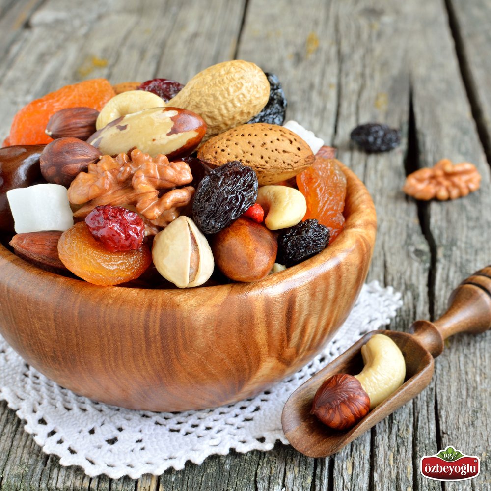 Hafta sonuna planınız yok mu? Nasıl yani, bu hafta sonu da mı yok. Boş verin, kuruyemişlerini hep yanınızda zaten.