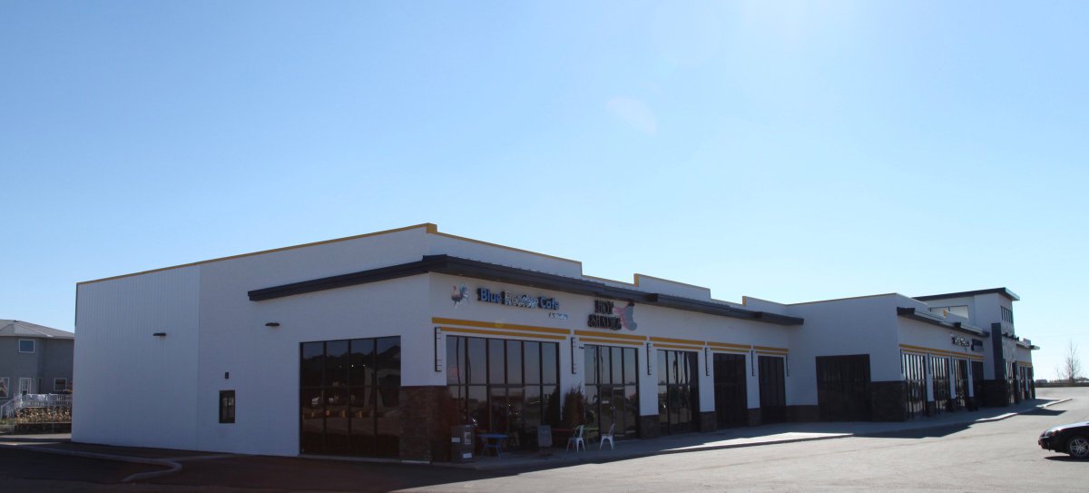 NewHorizonBCen's tweet photo. A key intersection, a growing community, what more could your growing business ask for? Call 306-775-9000. #CRE https://t.co/9rZvcTZ2YQ