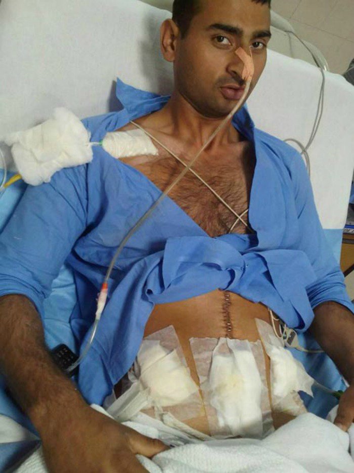 NewsCrunch1's tweet photo. Garud Commando Sailesh Gaur took 6 bullets in Pathankot, but did not abandon his post https://t.co/zAf3WRplZd https://t.co/LW8Mt0KDnB