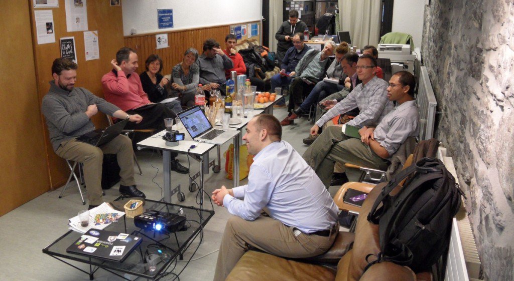 Article très intéressant sur la création de #TiersLieux par @netpublic netpublic.fr/2016/01/pourqu… cc <a href="/TiersLieux/">TiersLieux</a>