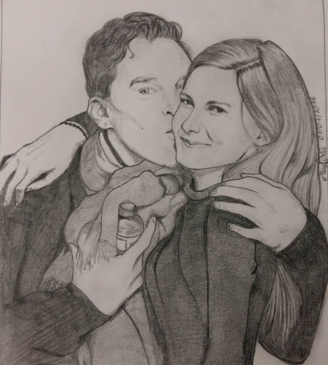BlueValentine89's tweet photo. First #beneloo work of 2016. ♡ #sherlock #brealeybatch #ShSpesh #tab #sherlolly #BenedictCumberbatch @louisebrealey https://t.co/8OE14jfod8