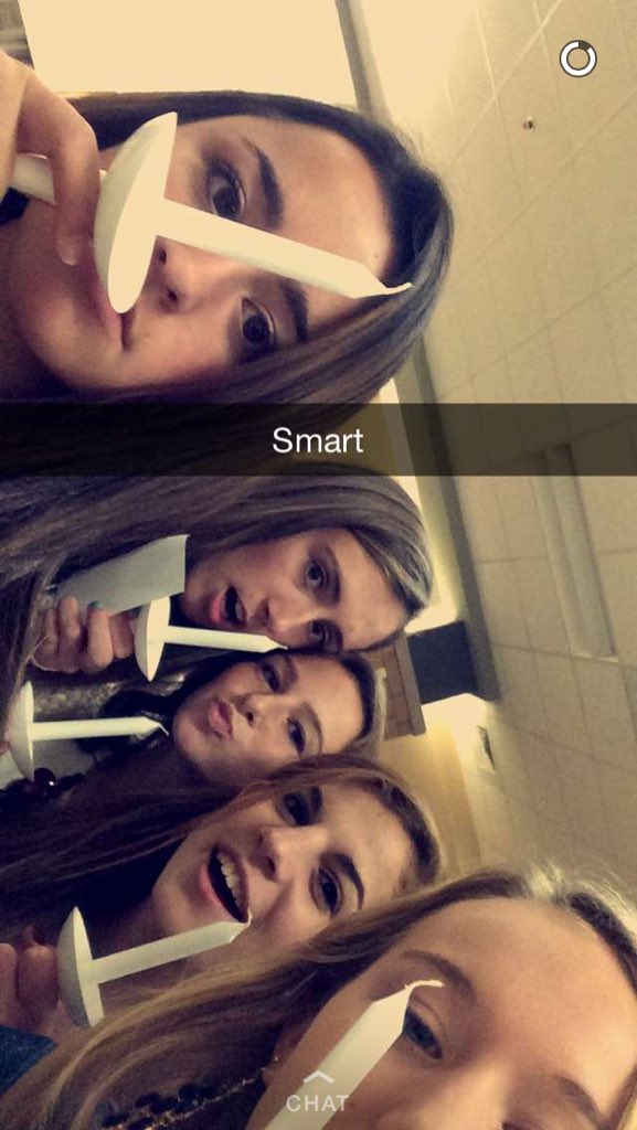 lauren_wright10's tweet image. Happy birthday Claud❤️😈 @claudxxoo6 #bigdevil