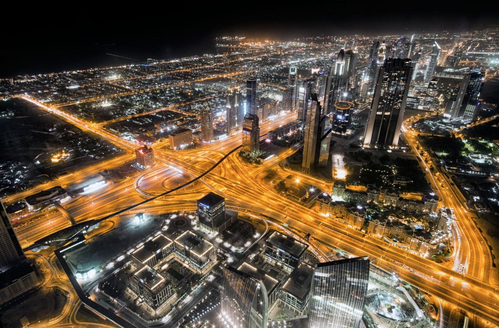 cloud9viewss's tweet image. Dubai🔦