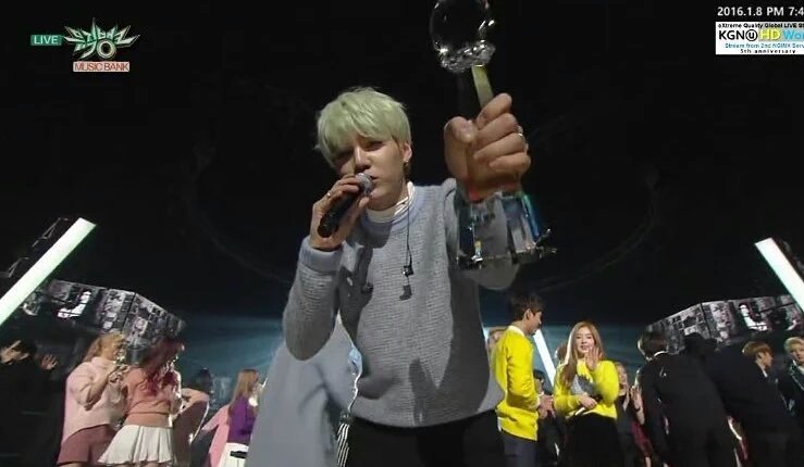 loraisthename's tweet photo. #RUN1stWin ✅
#RUN2ndWin ✅
#RUN3rdWin ✅
#RUN4thWin ✅
#RUN5thWin ✅
다시 RUN RUN RUN 🏃☝🎵 https://t.co/keUdRQhQZI