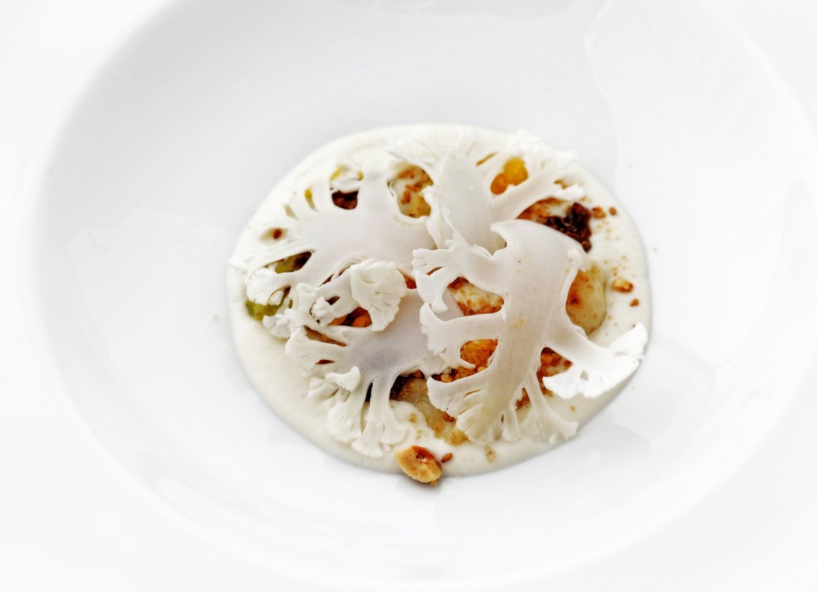 Variazione di cavolfiore della chef Emanuela Tommolini a #FoodAndPastry 2015 #cookingshow bit.ly/FAndP