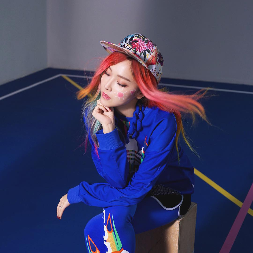 [OTHER][28-12-2015]Jessica trở thành người mẫu cho BST Xuân - Hè 2016 của thương hiệu "Adidas" CYMwy_LU0AA463H