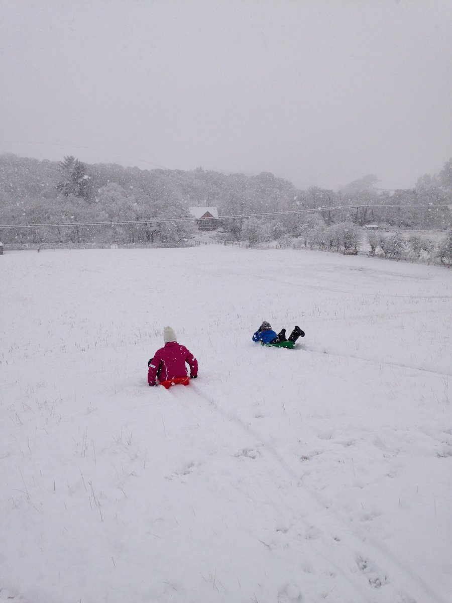 GreenHouseHlee's tweet photo. #snowsports at The Green House this weekend. Fancy a #lastminute #selfcatering #holiday in the #ScottishBorders ? https://t.co/ihQcw2mNBN