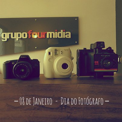 grupofourmidia's tweet photo. Aos nossos artistas. #diadofotógrafo #grupofourmidia https://t.co/2b2F6acAWO