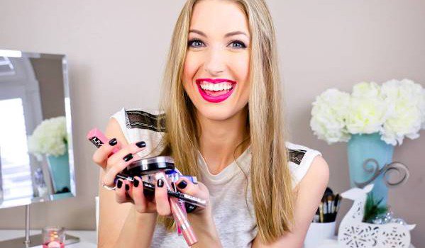 kincommunity's tweet image. It’s official! We couldn't be more excited to welcome @RachhLoves to Kin! streamdaily.tv/2016/01/08/rac… via @StreamDaily