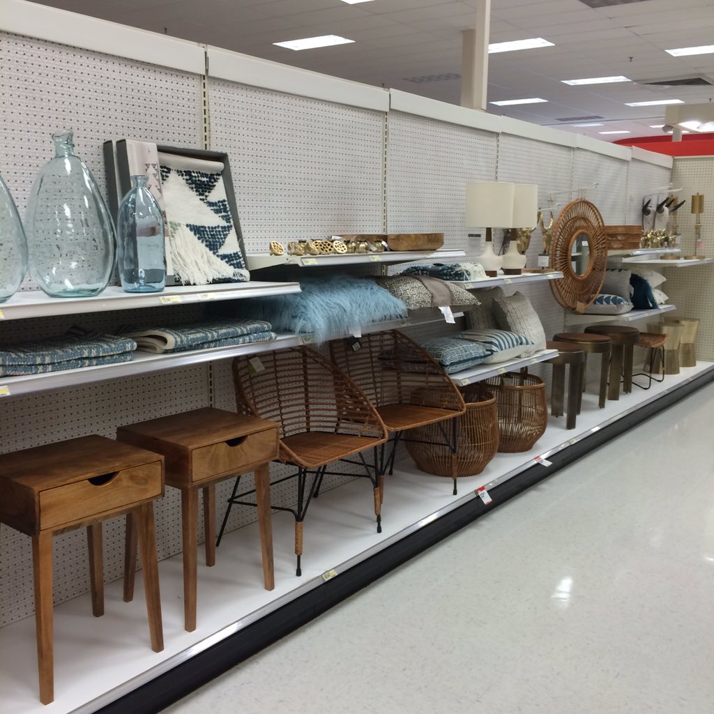 dairaliz's tweet photo. Trend runs are looking full! Loving the fresh spring colors! #Flexedandfull #vmllife #t0530 https://t.co/2Oc1qOtP1a