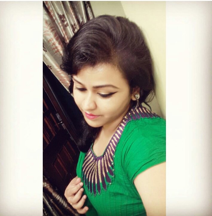 ShraddhaDas4's tweet photo. And express ur feelings :-) 
#likeforfolow 
#LoveYourself https://t.co/Afh9g8rbNk