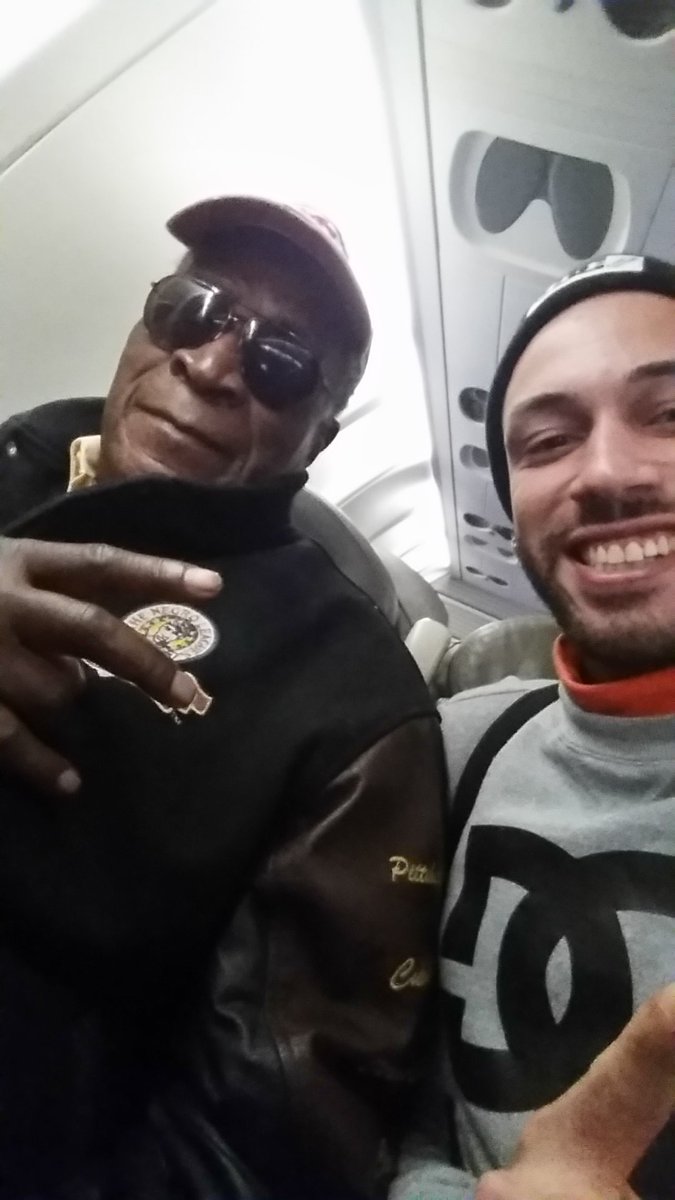 therealsurun's tweet photo. John Amos @ElGoldoyPelua @Moluskein @ANGELIQUEBURBU https://t.co/nWjLRLWevG
