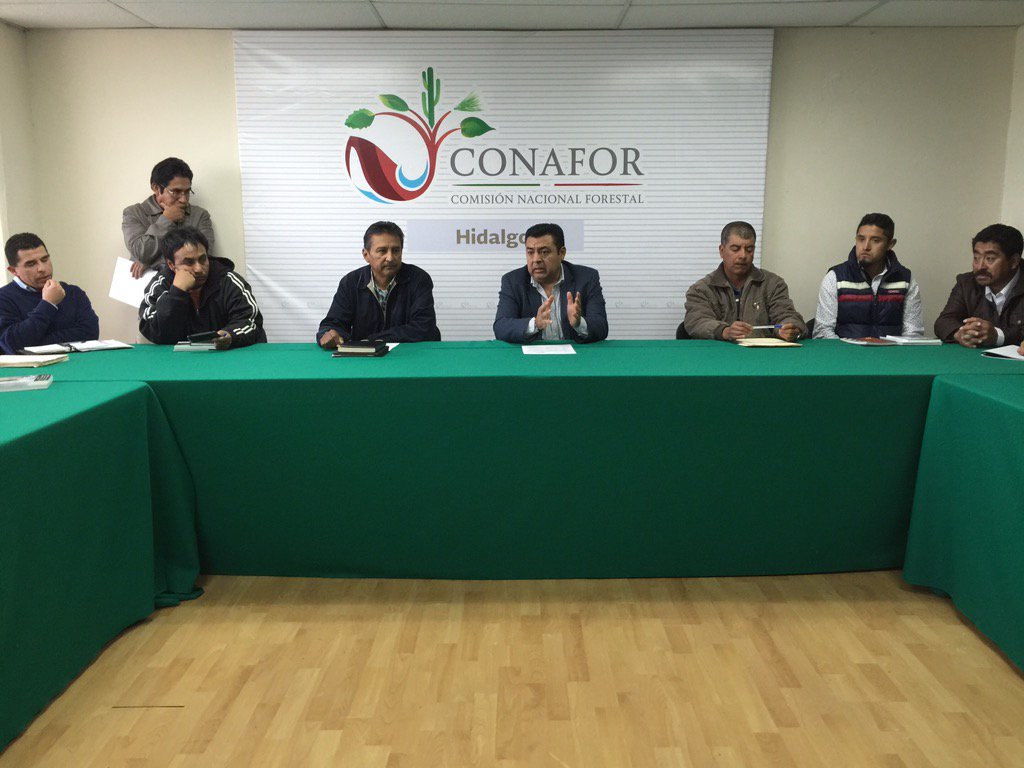 CONAFOR_Hidalgo's tweet photo. Reunión con Asesores Técnicos Externos de CONAFOR Hidalgo. #PRONAFOR2016 #ReglasdeOperscion2016 @jaimegalindo33 https://t.co/ic5xJml10d