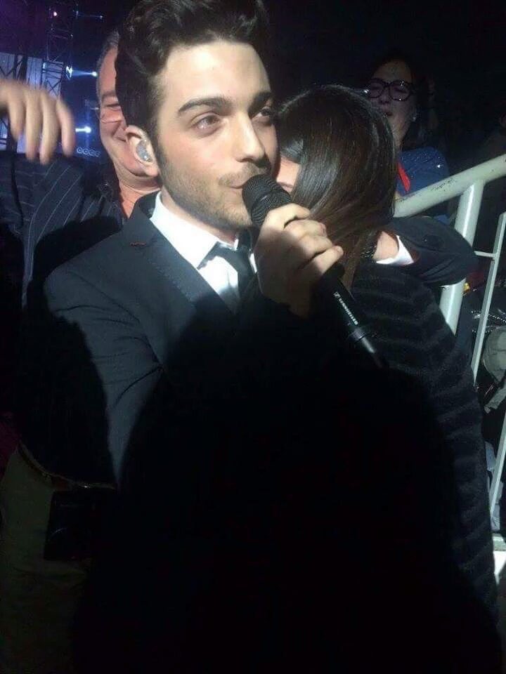 SuperIlVolovers's tweet photo. You guys totally deserve each other 💘 #Giantina https://t.co/AC2eeaMc12