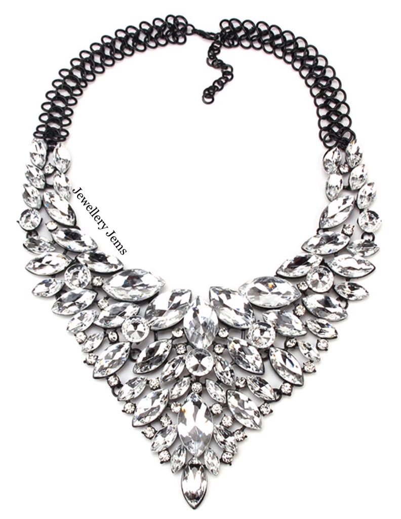 JewelleryJems16's tweet photo. Twinkle £14.99 free delivery!

https://t.co/IjiqybEn6J

#statementnecklace #costumejewellery https://t.co/QVDFBd80WT