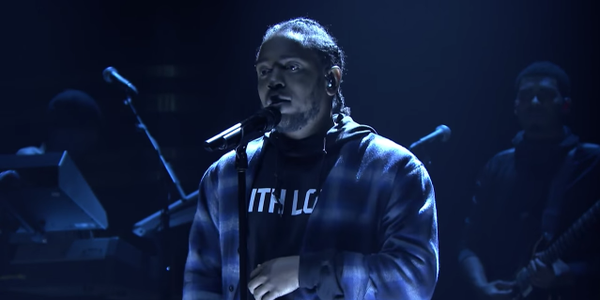 clique's tweet photo. LA VIDÉO DU JOUR : @kendricklamar, « Untitled II » https://t.co/JGscVLr8JQ https://t.co/87uUISeiXe