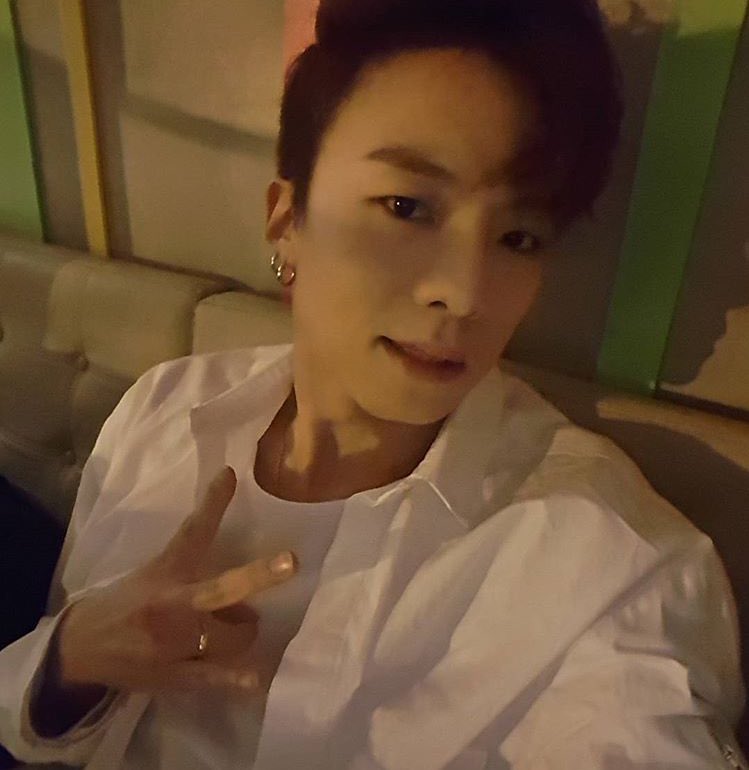 ToppDoggMY's tweet photo. [IG] 160108 #ToppDogg Pgoon uploaded: #Atom https://t.co/ONh5ZSKNnU https://t.co/NBTEfUPK59