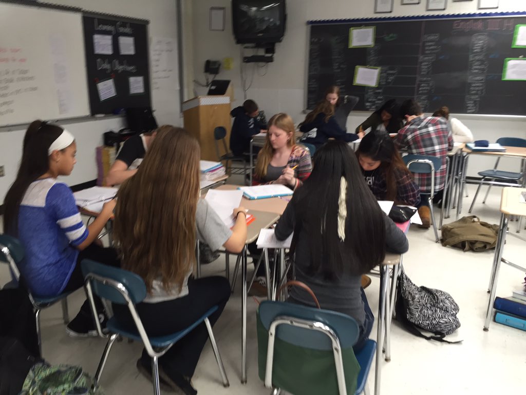 MrsBollingerHHS's tweet photo. Teaching each other about Puritanism in Jigsaw groups! #eng2h #studentcentered #crucible https://t.co/1zmEUi00RU