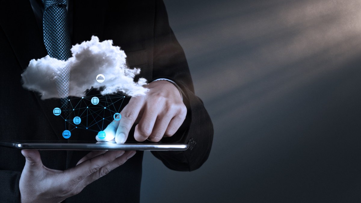 NewGuyStory's tweet photo. In 2016, people are expecting more out of deploying #cloudservices https://t.co/52ikTg0z01 https://t.co/268tBgEtQy