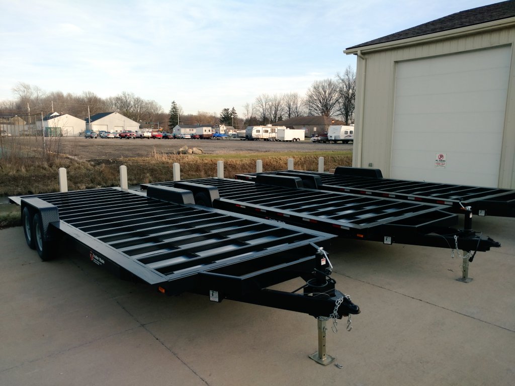 smallspacescle's tweet photo. New trailers in stock and ready for your #tinyhouse order! @YoungInCLE @InTheCLE @TinyJamboree @tinythingsnlife https://t.co/8HuWtVOBwr