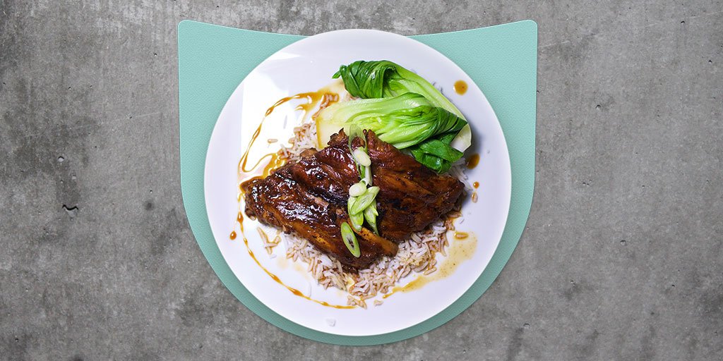 FoodSortd's tweet image. It's almost the weekend! Who's lined their stomach with a pig on a paddy? #weekend #tastytimes #foodporn