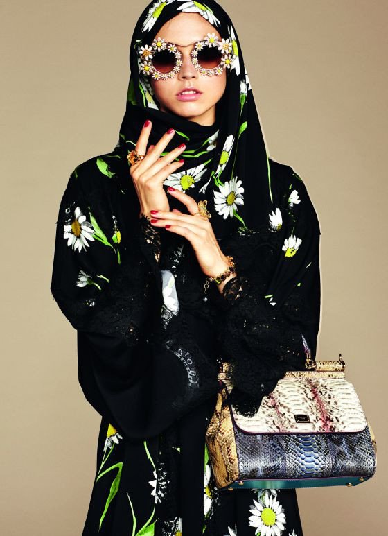 ultimo_enmoda's tweet image. La #moda piensa en la #mujer respetando credos goo.gl/vRQi2h #DolceandGabbana hijab #dolce and gabbana