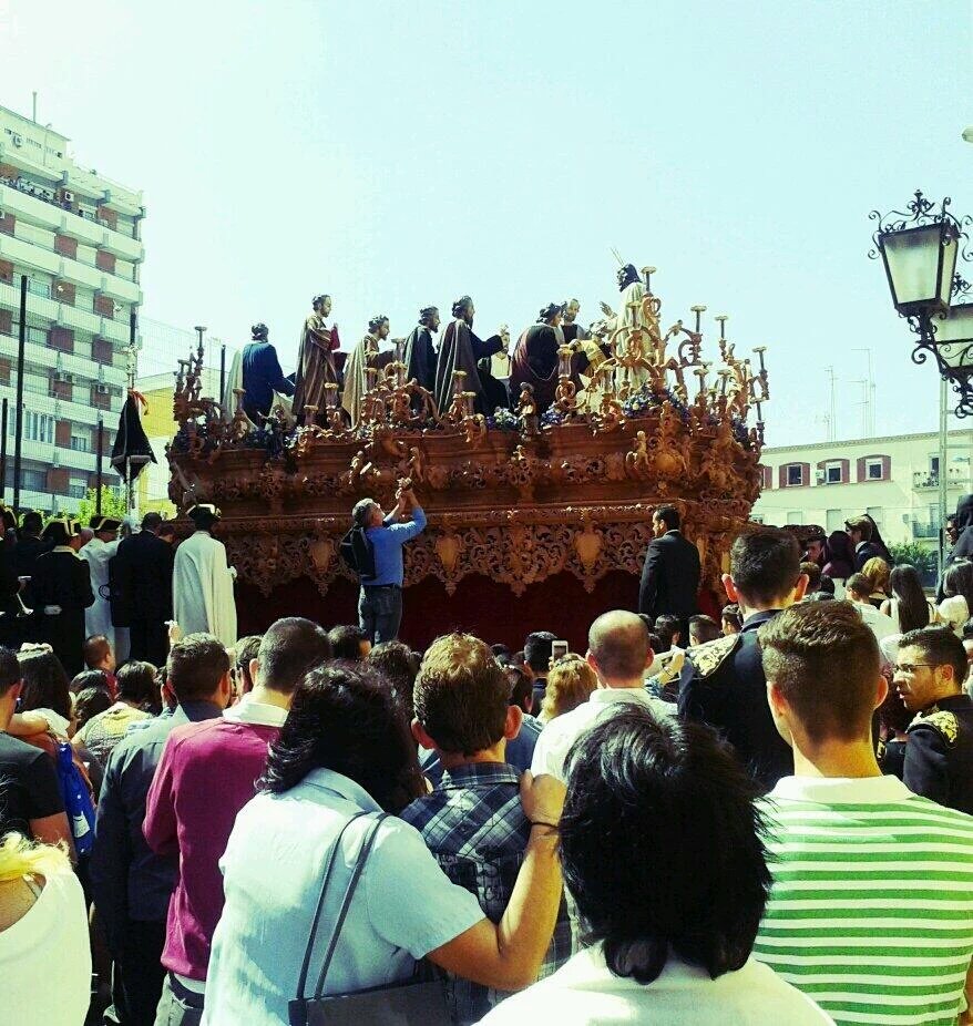 HuelvaSSanta's tweet photo. Recuerdos de un DOMINGO DE RAMOS de la Hermandad de la Sagrada Cena de Huelva, @SCenaHuelva (7): https://t.co/7HqYu0ErYs