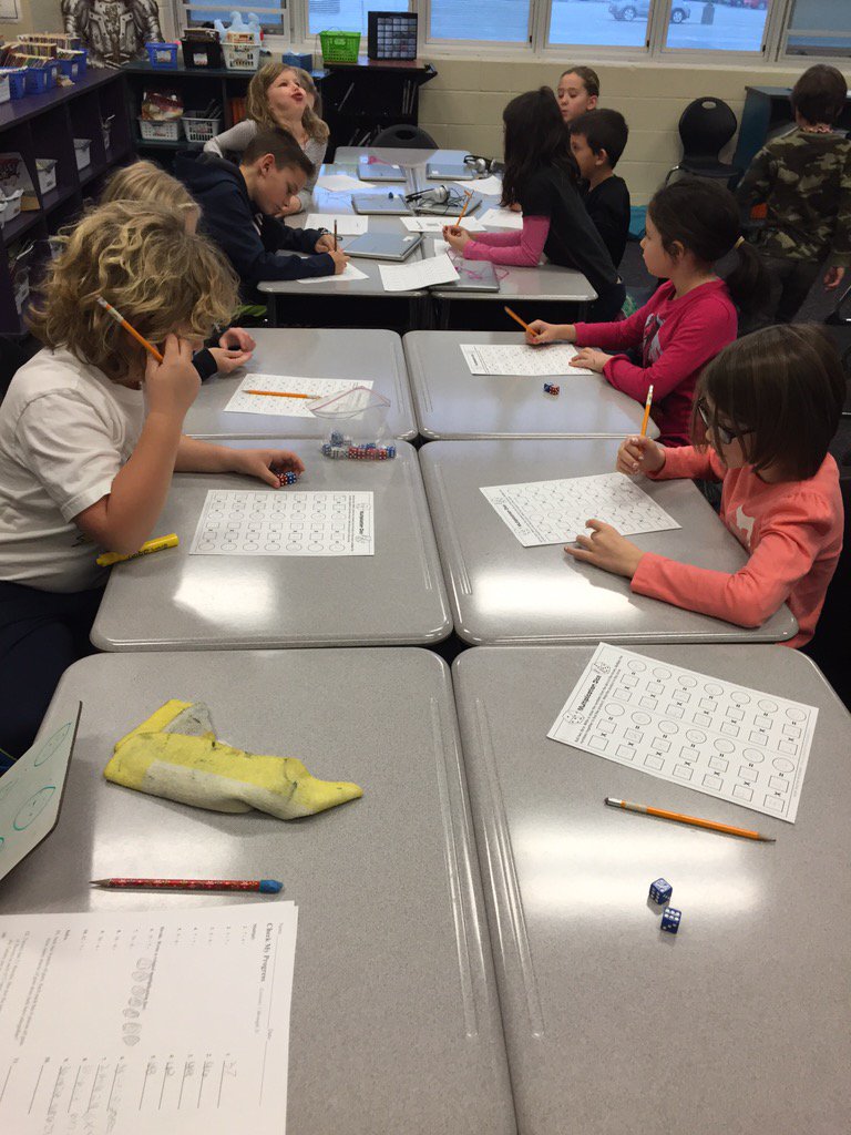 OtsegoGrade3's tweet photo. Learning facts is fun! #MrsSeeger #OESbest #otsegoknights https://t.co/Q7FJBM8P8p