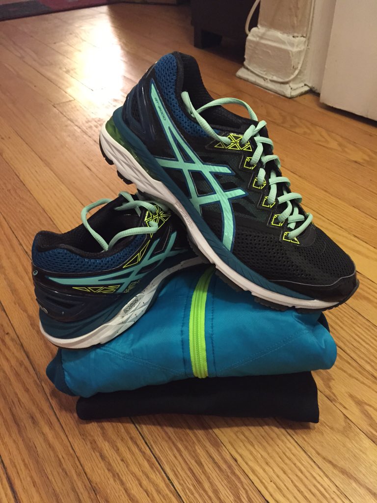 tullygurl's tweet photo. Loving my new Asics GT2000's. Nice smooth ride with great support &amp; cushion. #runChipro @FleetFeetChgo @ASICSamerica https://t.co/BRlimCG95T