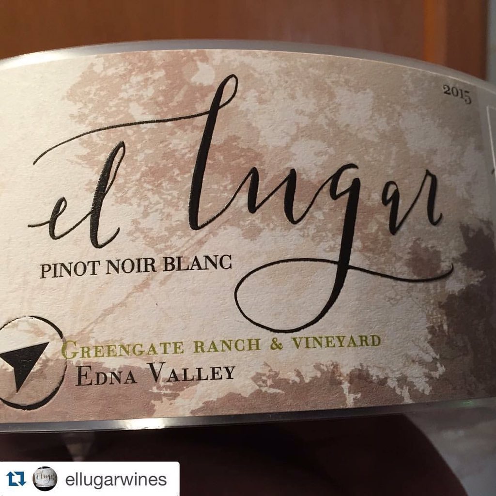 HGteamRE's tweet photo. #FoodandWineFriday:Do yourself a favor this year &amp; join this #vineyarddesignate #winemaker's #wineclub! @cpgwineguy https://t.co/xc9ey66wCG