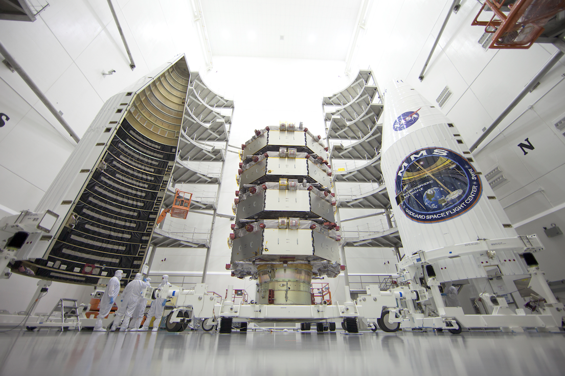 NASA_MMS's tweet photo. .@NASASunEarth is the new home for MMS &amp; magnetic reconnection on Twitter! We transition over on 1/13 https://t.co/bHGMFKiDmb