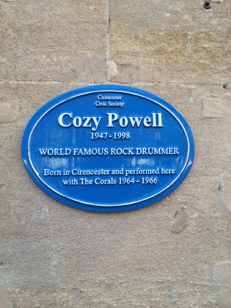 CasswellMichael's tweet photo. Was an honour to be one the guests at the unveiling. Playing and writing his last solo album was a privilege. https://t.co/D6DUyrP5Ma