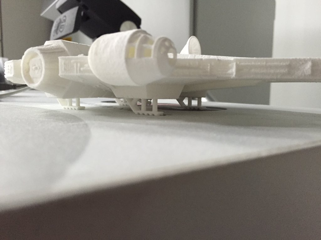 colindcooper73's tweet photo. Testing some new 3D printing strategies...#MillenniumFalcon #StarWars #lovemyjob https://t.co/Ijr5HegCol