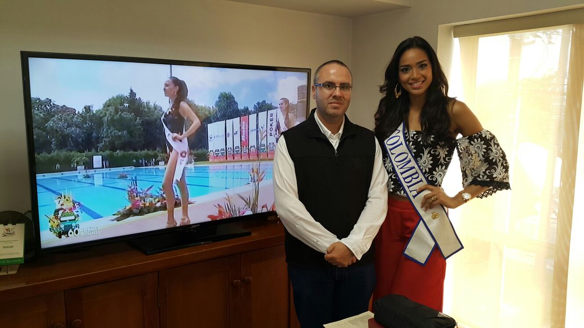 Telecafé recibe a la hermosa Señorita Colombia Andrea Tovar  RIC2016 CYNeDaJWAAEcv9X