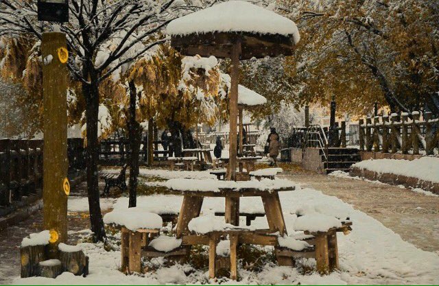 tarza______'s tweet photo. A warm welcome to cool #winter ☔️❄️🍂
#kurdistan #slemany #sarchnar ❄️☃❄️☃ https://t.co/WS337yNJzl