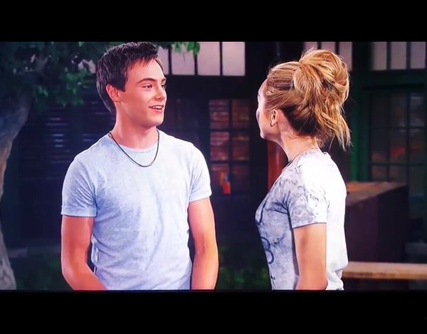 Emma_Xander's tweet photo. New episode of #BUNKD tonight at 8:30 pm... there are some exciting news with Emma&amp;Xander in this episode with them! https://t.co/F0utJrc1fy