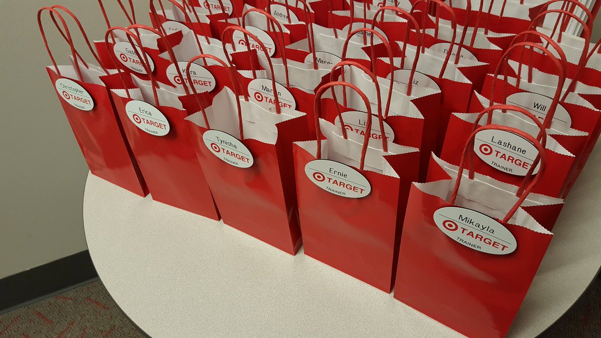 JessAvery523's tweet photo. Recognizing our team trainers for their hard work in Q4! Thanks for helping make #t2249 great @julesx521 @sarahnold https://t.co/7cKxwQdmfq