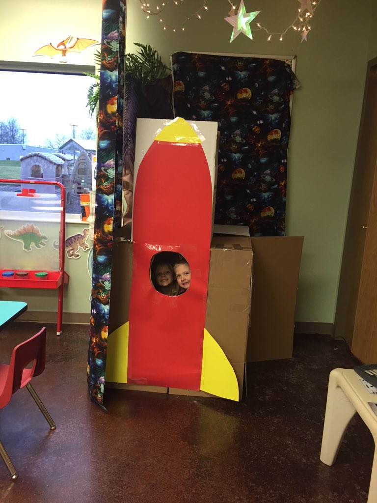 LLday_pre's tweet photo. Outer Space Fun! #preschoolrocks #learningwhileweplay https://t.co/xhdJclsS8r