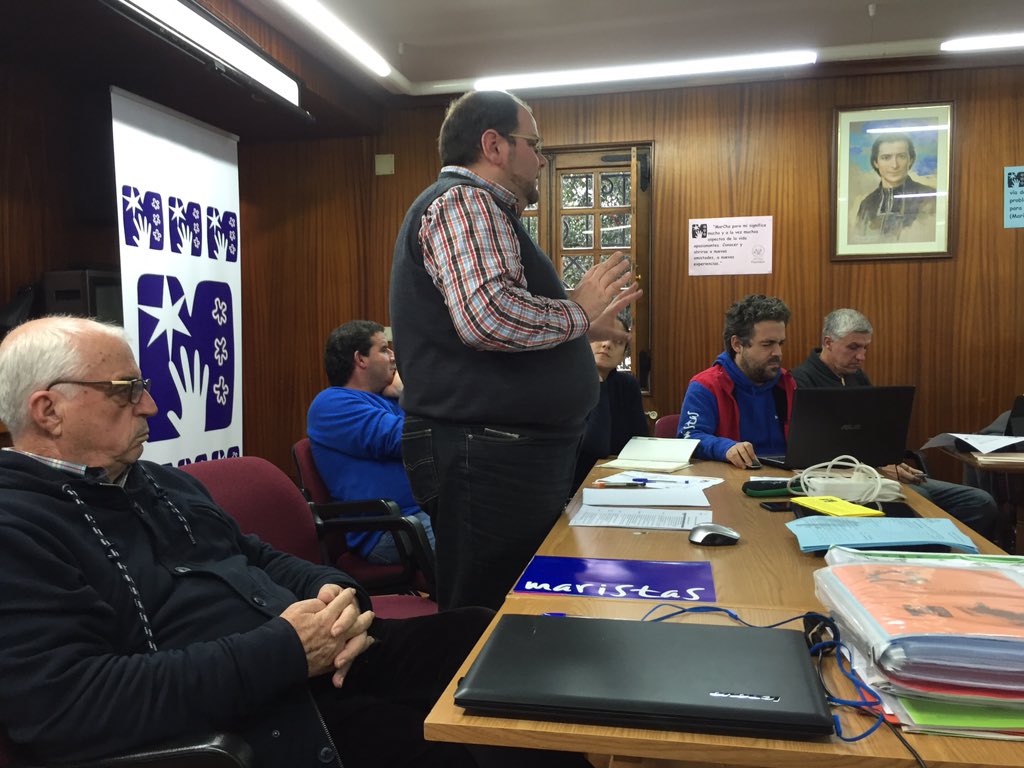 danibuu's tweet photo. Reunión coordinadores y Federación MARCHA COMPOSTELA @maristascompost @marchapalencia @Marchaccv @marchainma https://t.co/Oo1Ci5EHWy