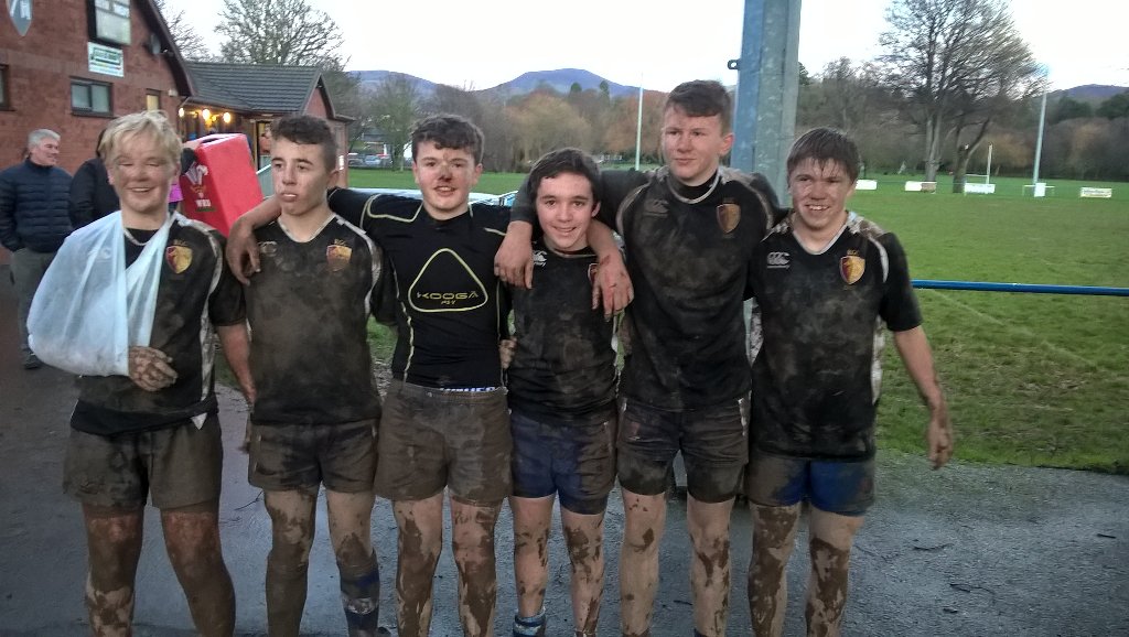 jimsalisbury7's tweet photo. Congratulations to 6 @BrynhyfrydPE students who played for @RGC_East u15s today @ruthinrugby Won 17-14 #futuregogs https://t.co/hlPBnj2l4O