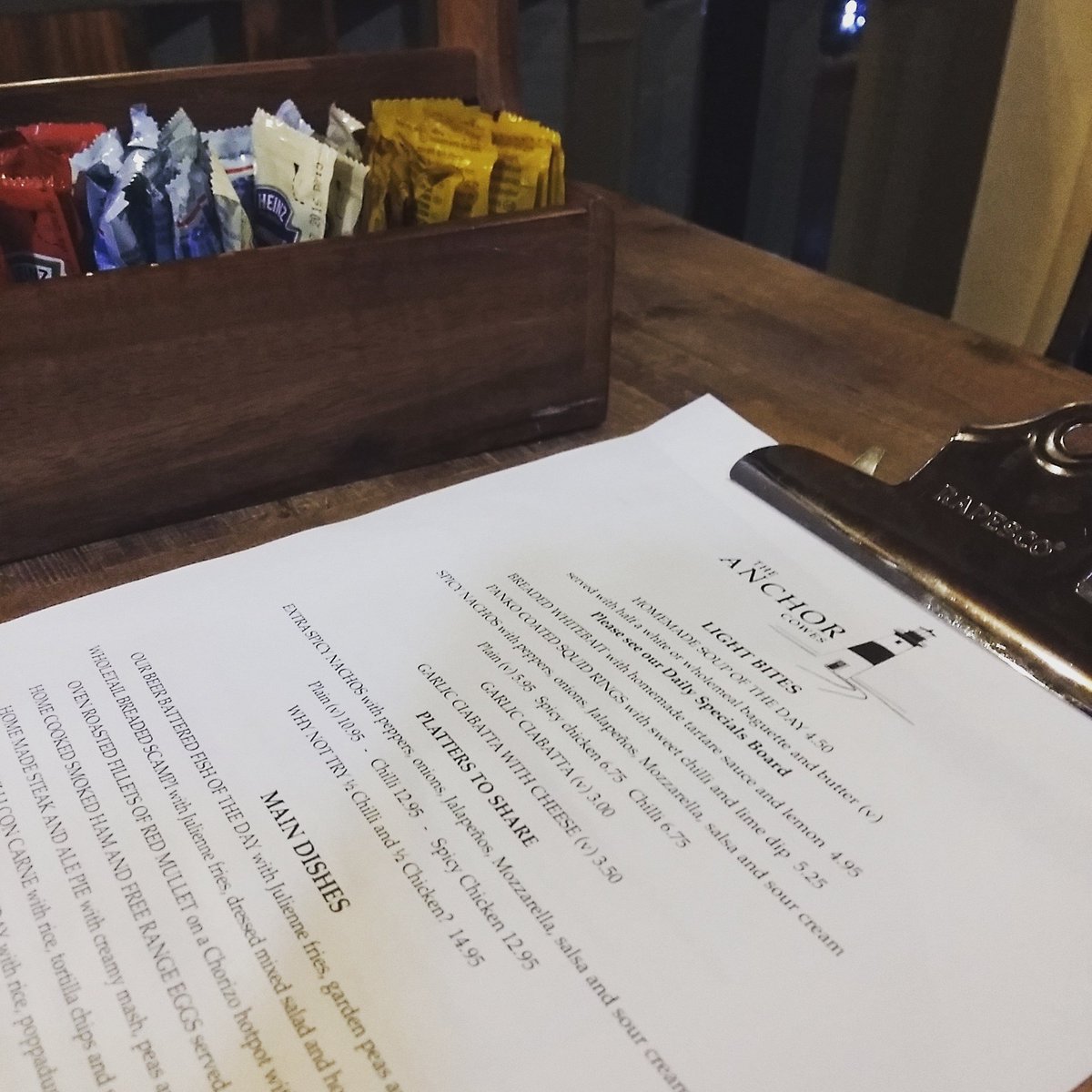The Anchor Inn, #Cowes #isleofwight Serving delicious food within their cozy surroundings! #iow #iowfood #local